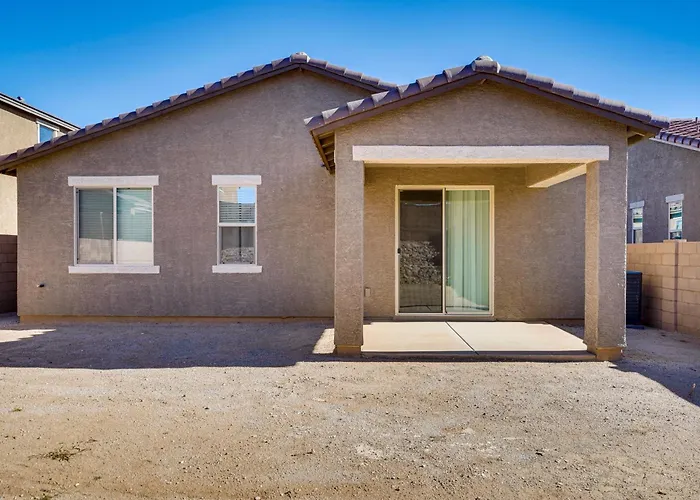 3 Mi To Casino Del Sol! W/ Dog-friendly Yard Holiday home *